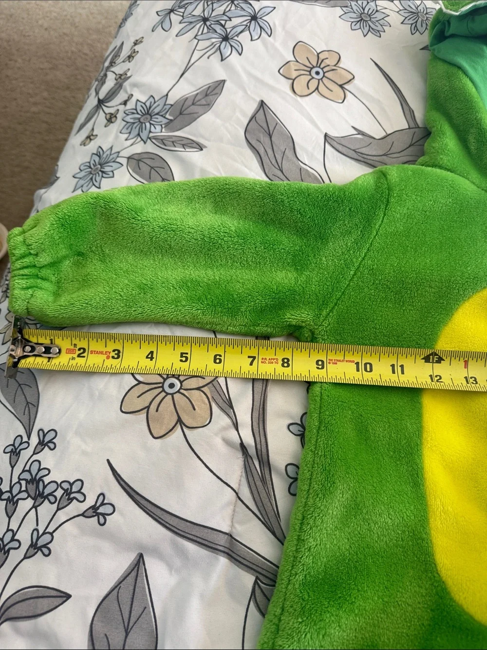 Green Aligator Plush One-Piece for Kids - Soft Hooded Jumpsuit